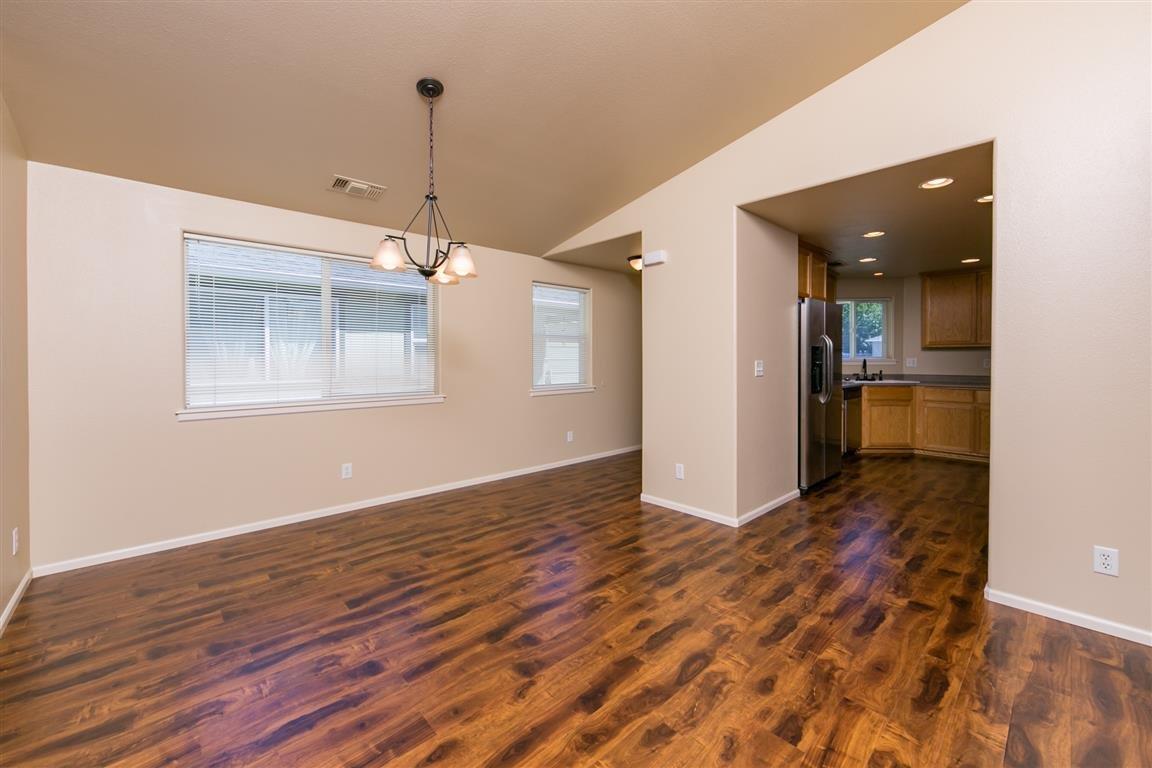 Little Butte Meadows - Residential