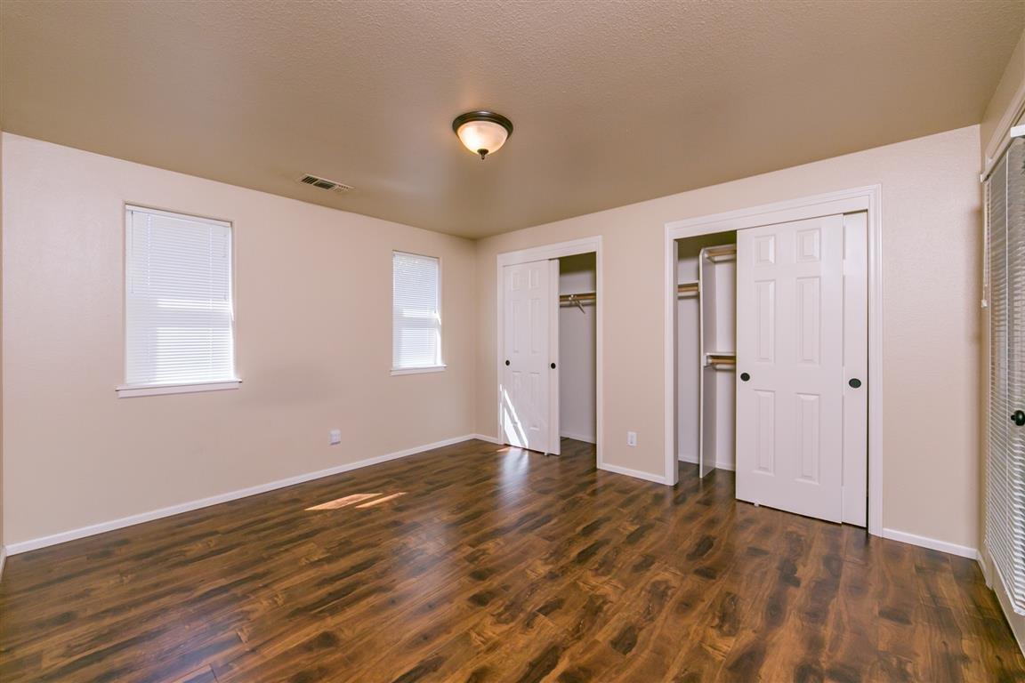 Little Butte Meadows - Residential