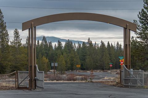 Tiny photo for 52975 Riverview Drive, La Pine, OR 97739 (MLS # 220215301)