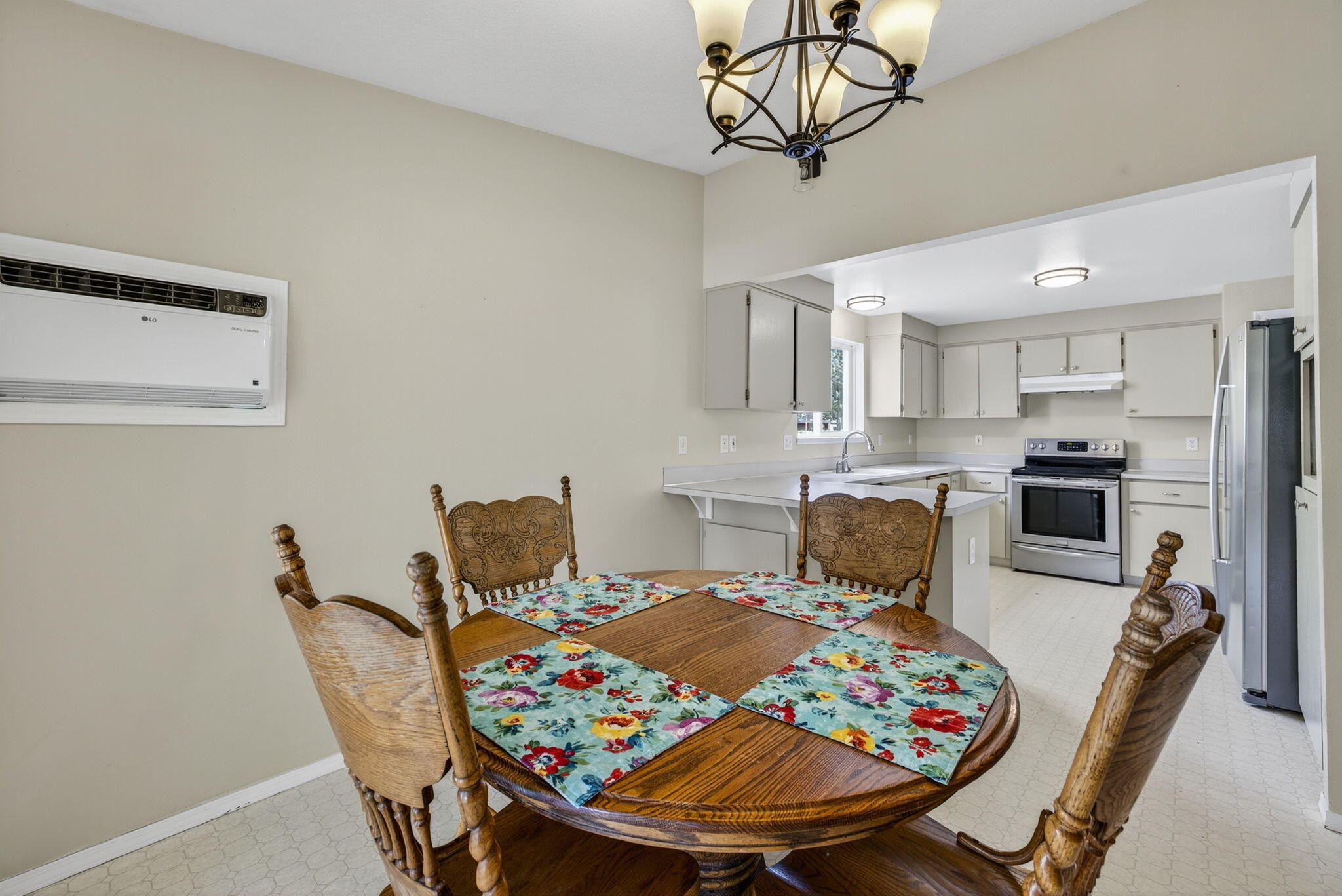 Kinkade Heights NW - Residential