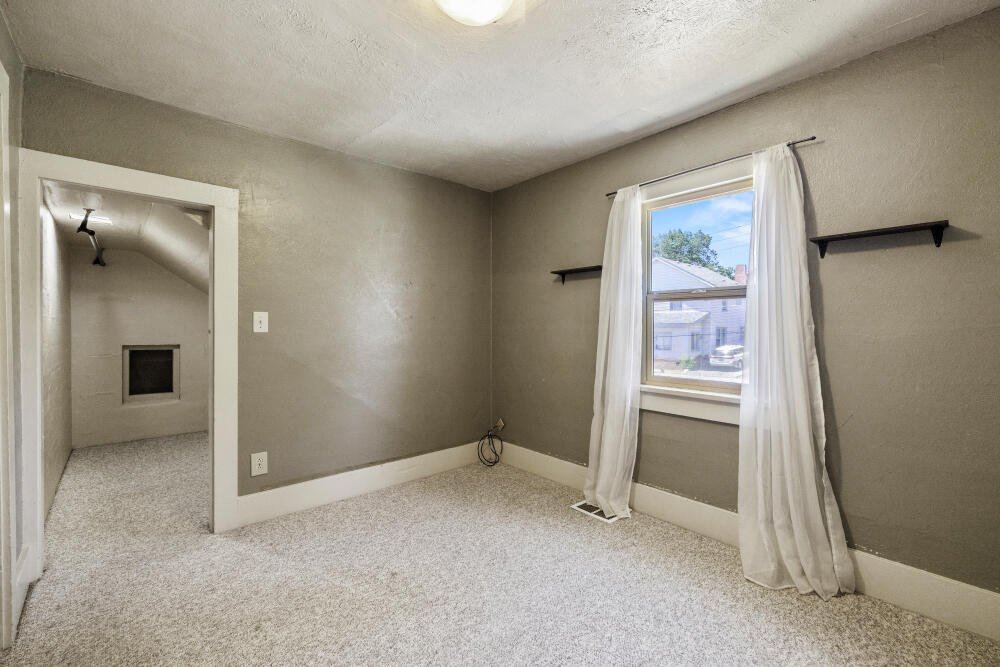 Klamath Falls -First Addition - Residential