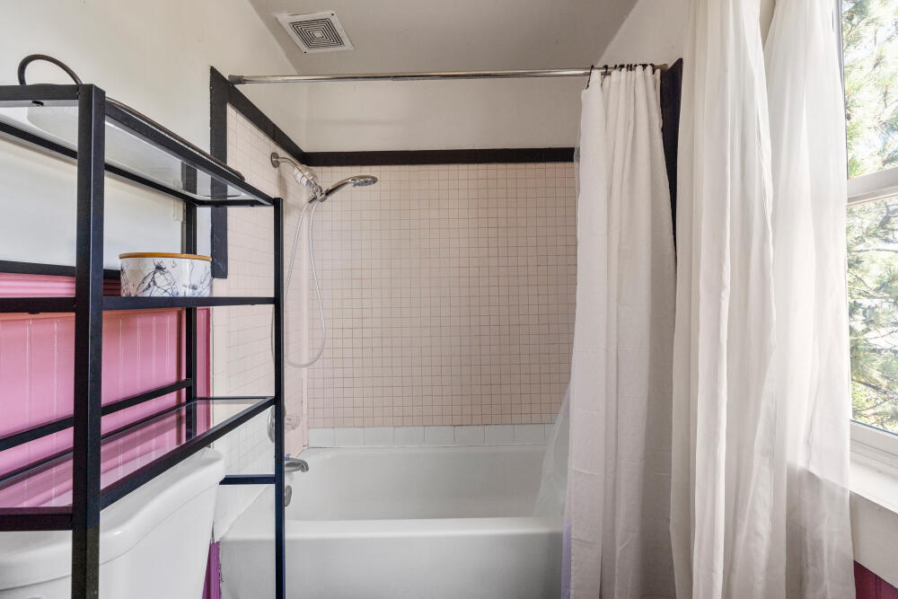 Klamath Falls -First Addition - Residential