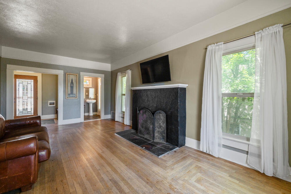 Klamath Falls -First Addition - Residential