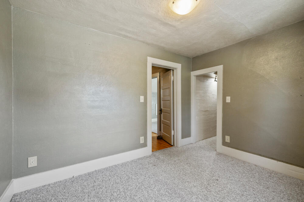 Klamath Falls -First Addition - Residential