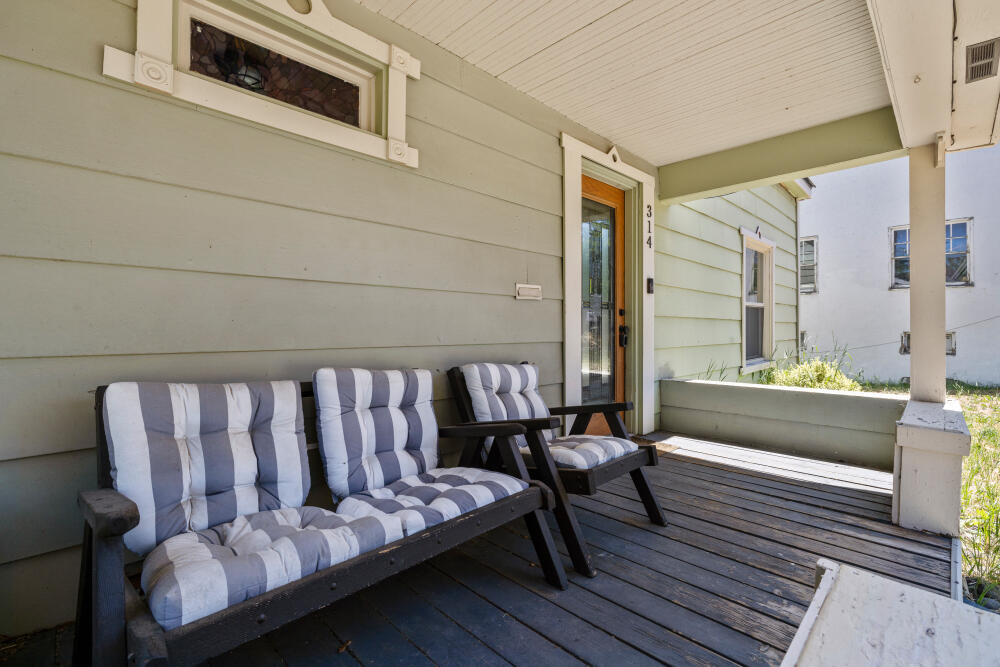 Klamath Falls -First Addition - Residential