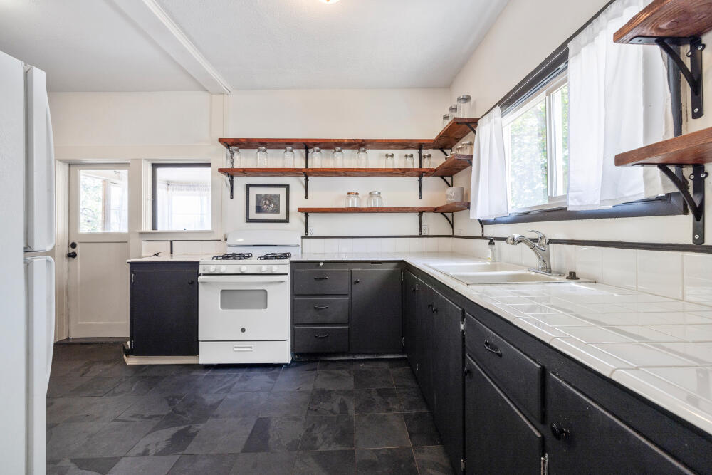 Klamath Falls -First Addition - Residential