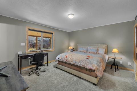 Tiny photo for 26508 Rainbow Road, Canyon City, OR 97820 (MLS # 220213248)