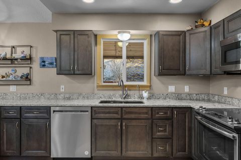 Tiny photo for 26508 Rainbow Road, Canyon City, OR 97820 (MLS # 220213248)