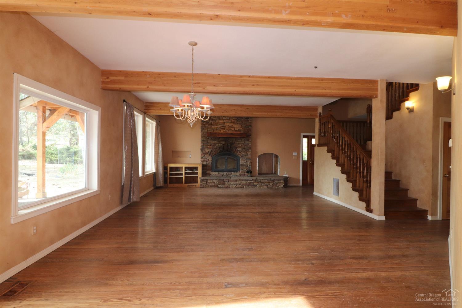 Panoramic View Est - Residential