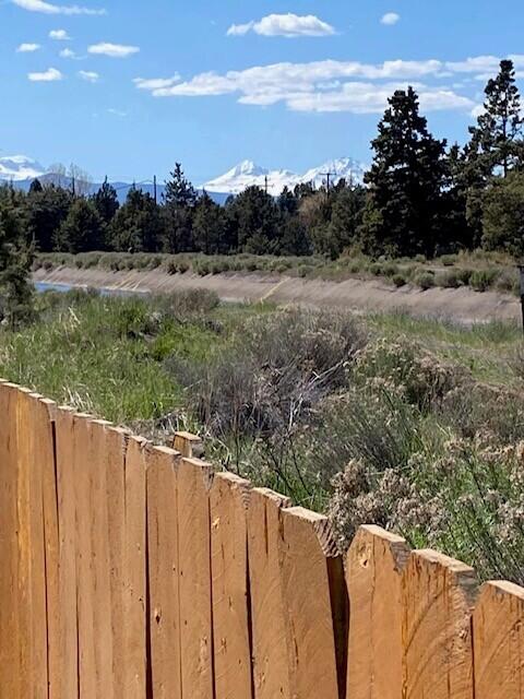 3343 NE Stonebrook Loop