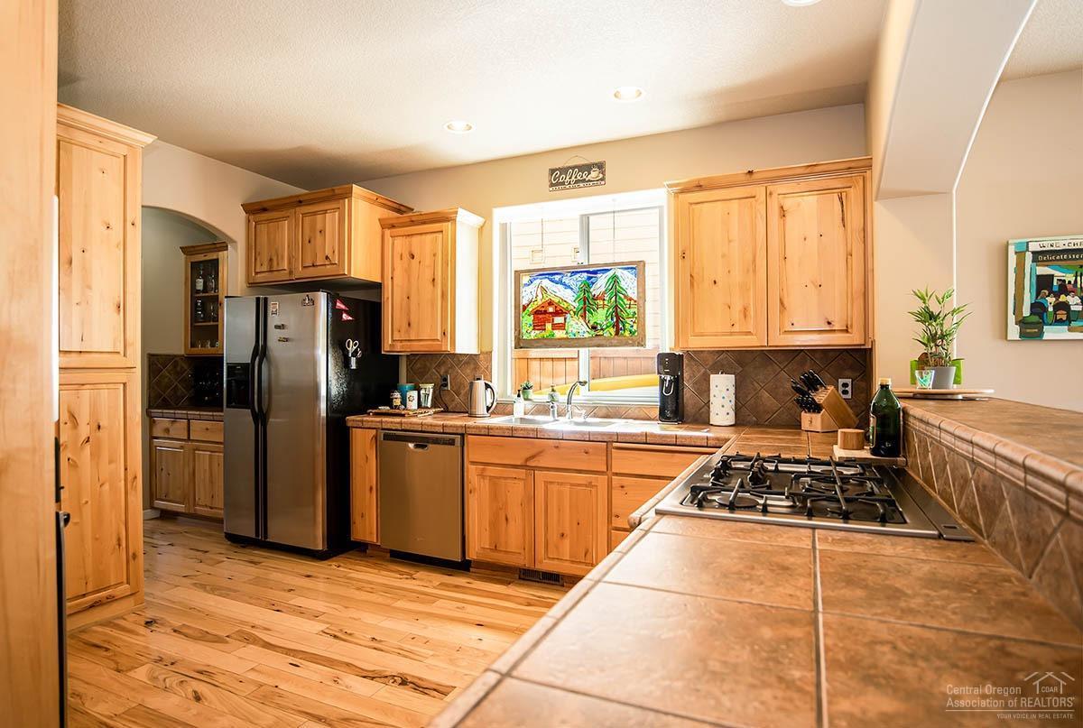 Lava Ridges - Residential