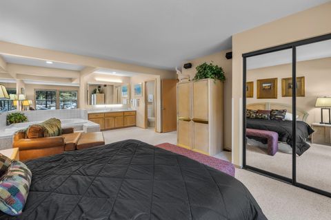 Tiny photo for 57373 Beaver Ridge Loop #27, Sunriver, OR 97707 (MLS # 220213242)