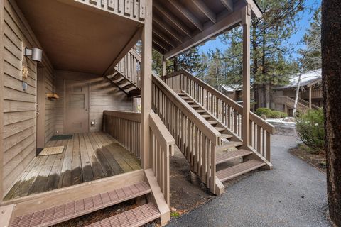 Tiny photo for 57373 Beaver Ridge Loop #27, Sunriver, OR 97707 (MLS # 220213242)