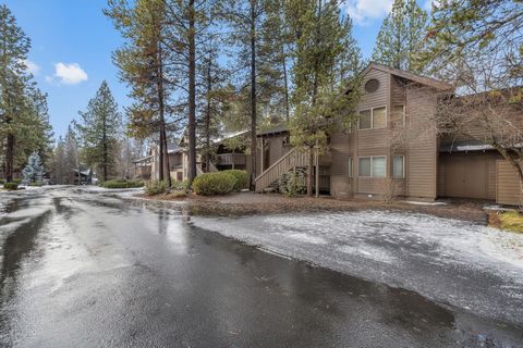 Tiny photo for 57373 Beaver Ridge Loop #27, Sunriver, OR 97707 (MLS # 220213242)