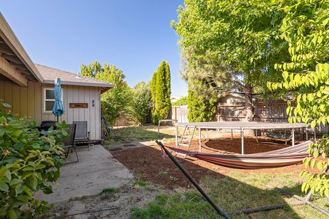 Tiny photo for 1860 Cottonwood Drive, Central Point, OR 97502 (MLS # 220213884)