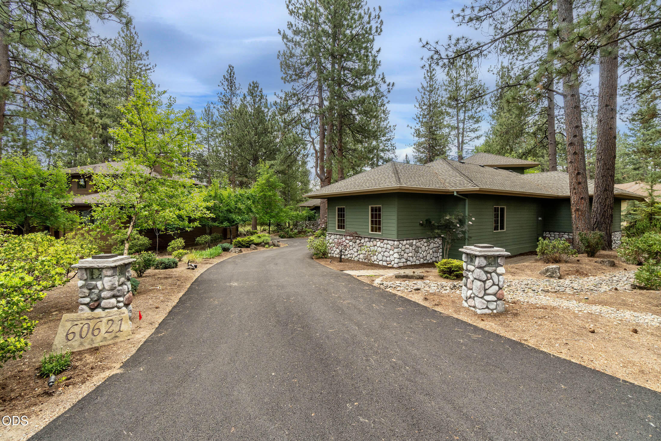 60621 Golf Village Loop