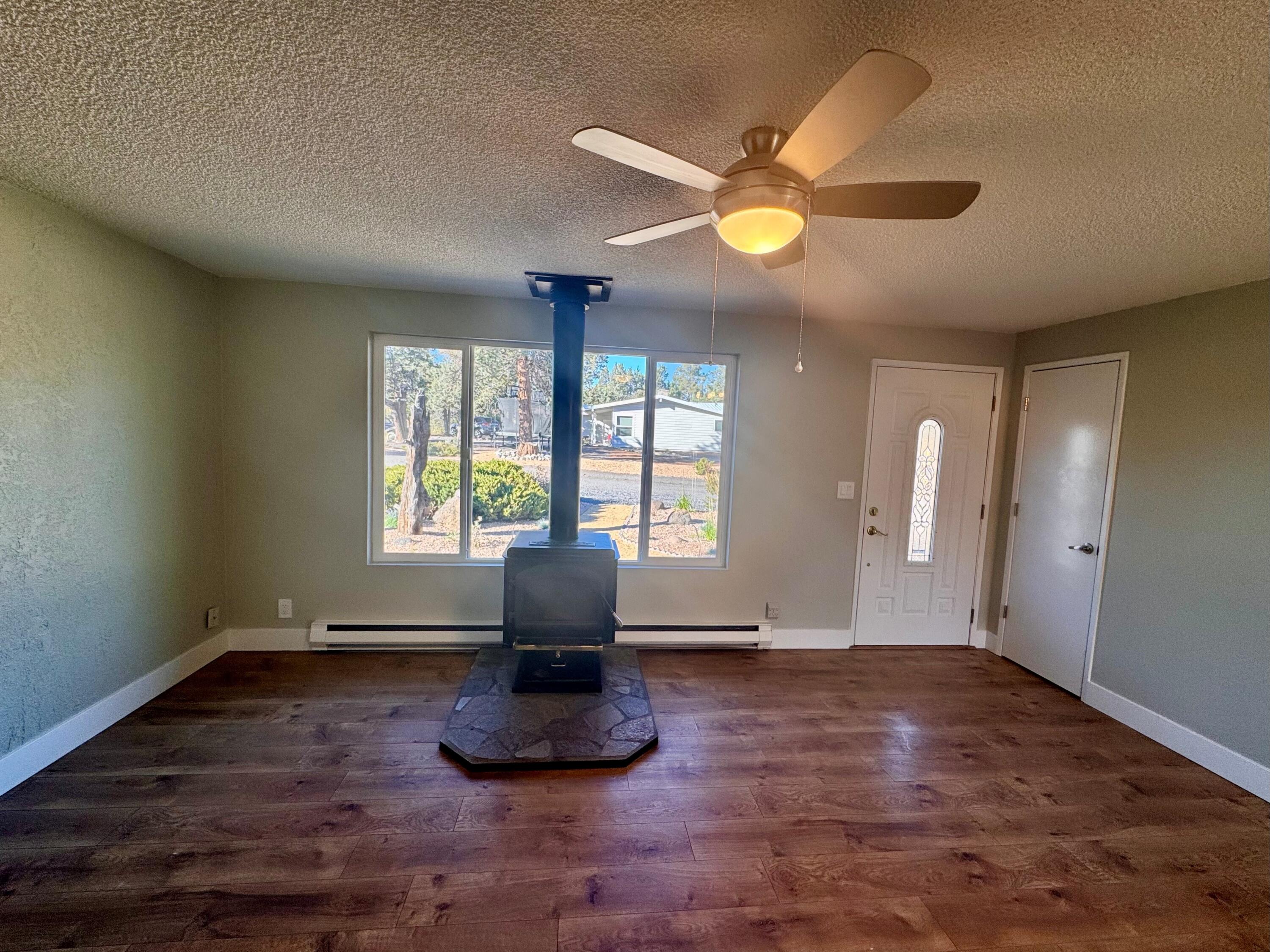 Deschutes River Tr - Residential