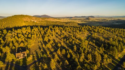Tiny photo for 1182 Wheeping Birch Court, Klamath Falls, OR 97601 (MLS # 220220242)