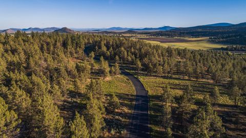 Tiny photo for 1182 Wheeping Birch Court, Klamath Falls, OR 97601 (MLS # 220220242)