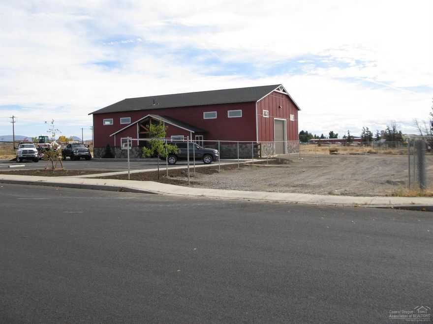 Incredible BRAND new Commercial/industrial building in a mixed use area. Zoned C-1 so it affords many uses. Drive thru 14` doors, lots of space. This is a MUST see if you are looking to be in the NW area of Redmond where all the excitement is happening! Located across the way from Home Depot, near the liquor store, Triumph fitness and much much more. Lots of new construction and expanding businesses in the NW area!