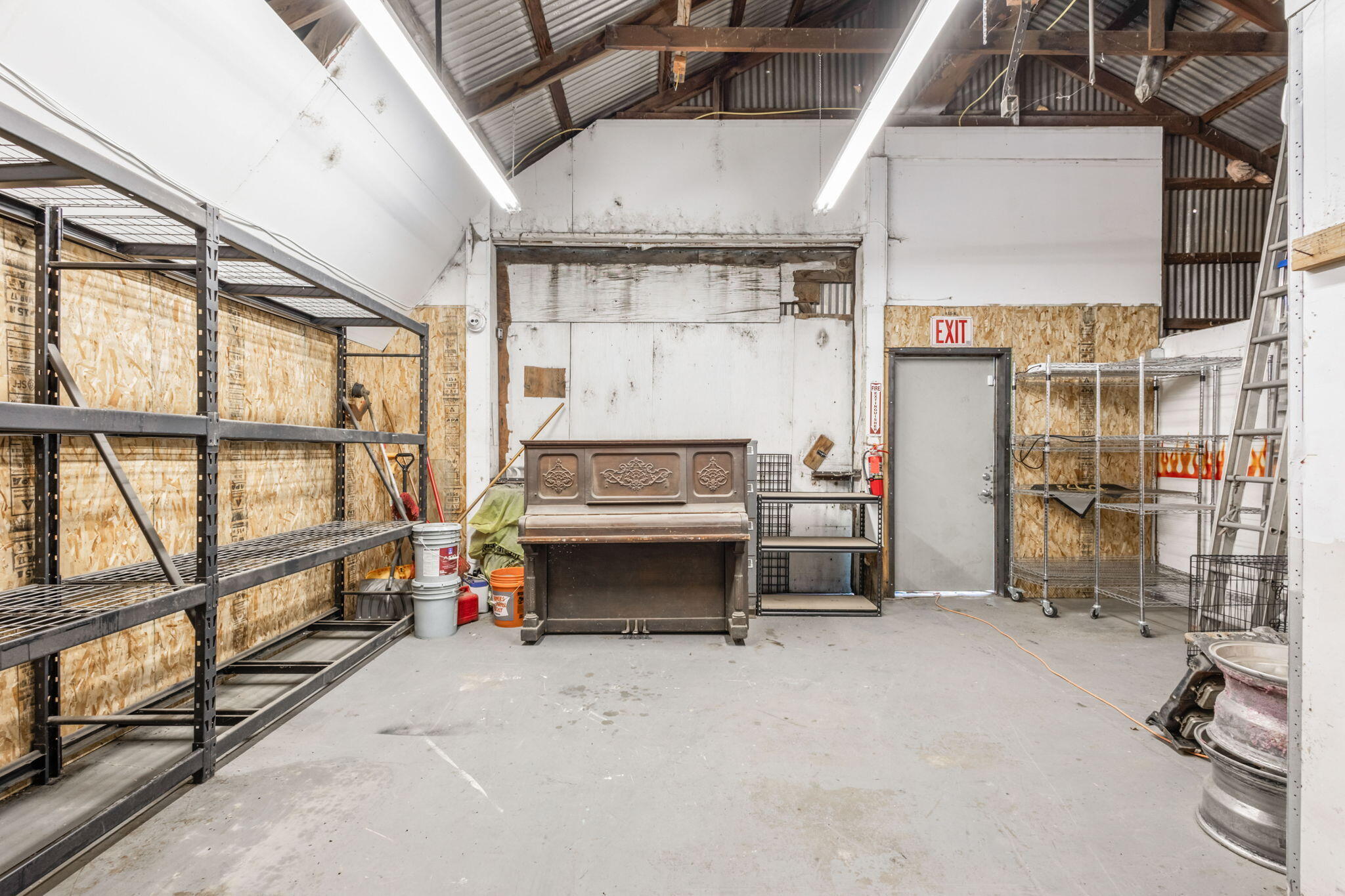 Nw Townsite - Commercial Sale