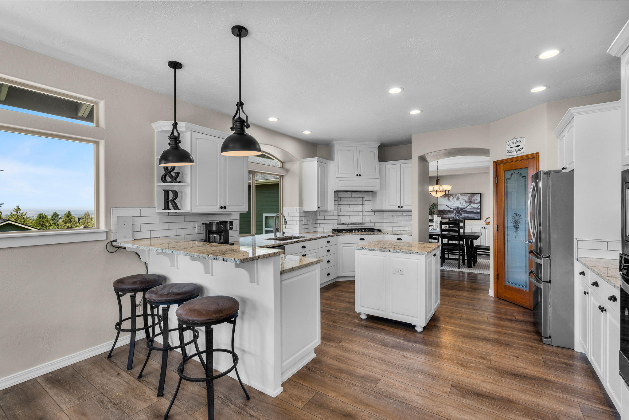 Mtn View Estate - Residential