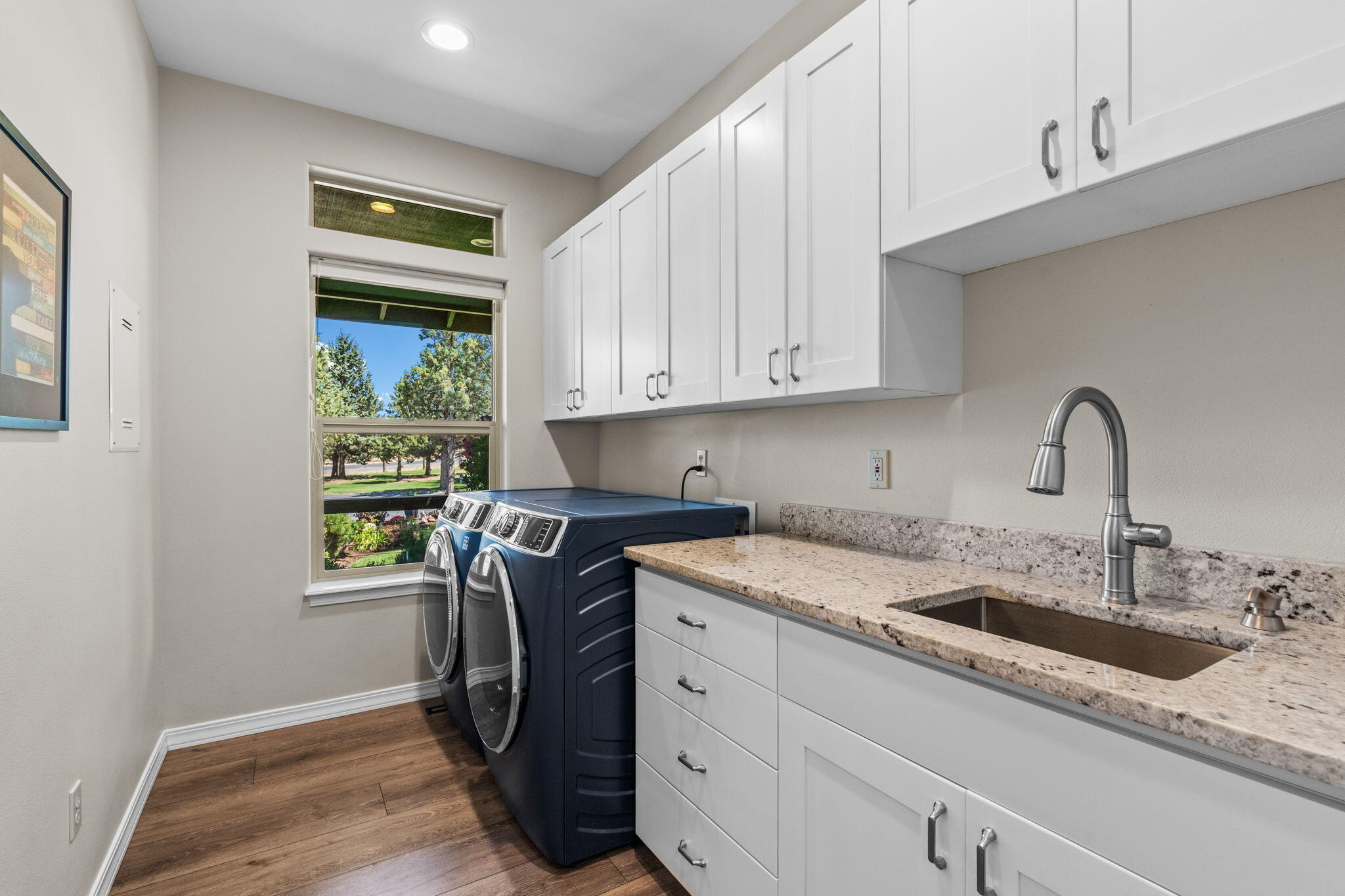 Mtn View Estate - Residential