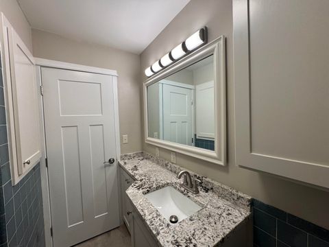 Tiny photo for 840 Ash Street, Central Point, OR 97502 (MLS # 220211689)