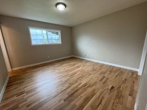 Tiny photo for 840 Ash Street, Central Point, OR 97502 (MLS # 220211689)
