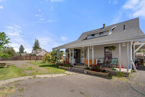 2772 Merriman Road Medford OR 97501