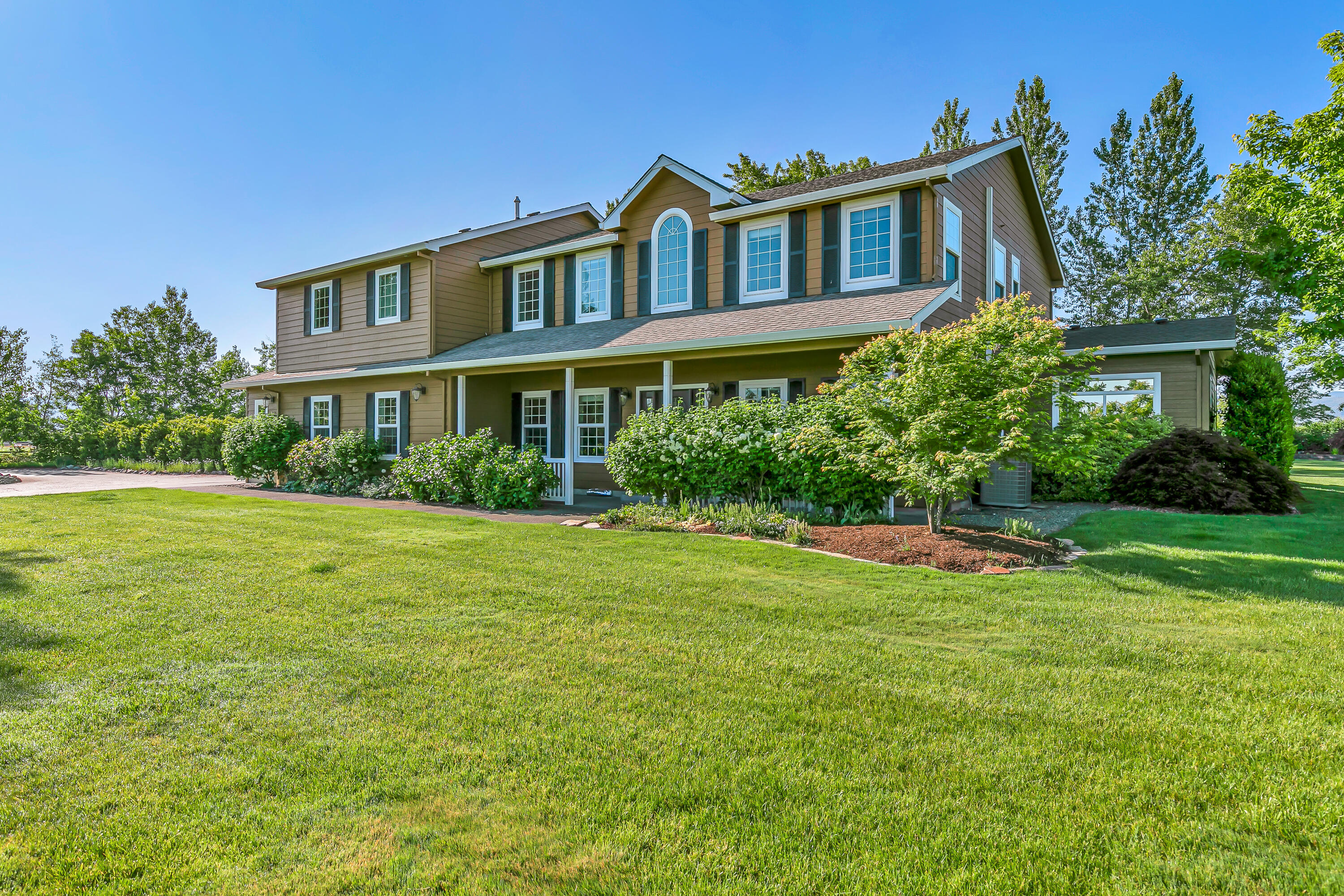 2969 Linden Lane