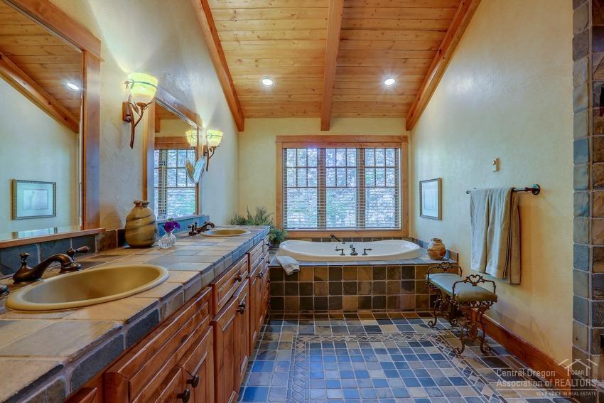 Fort Rock Hill - Residential