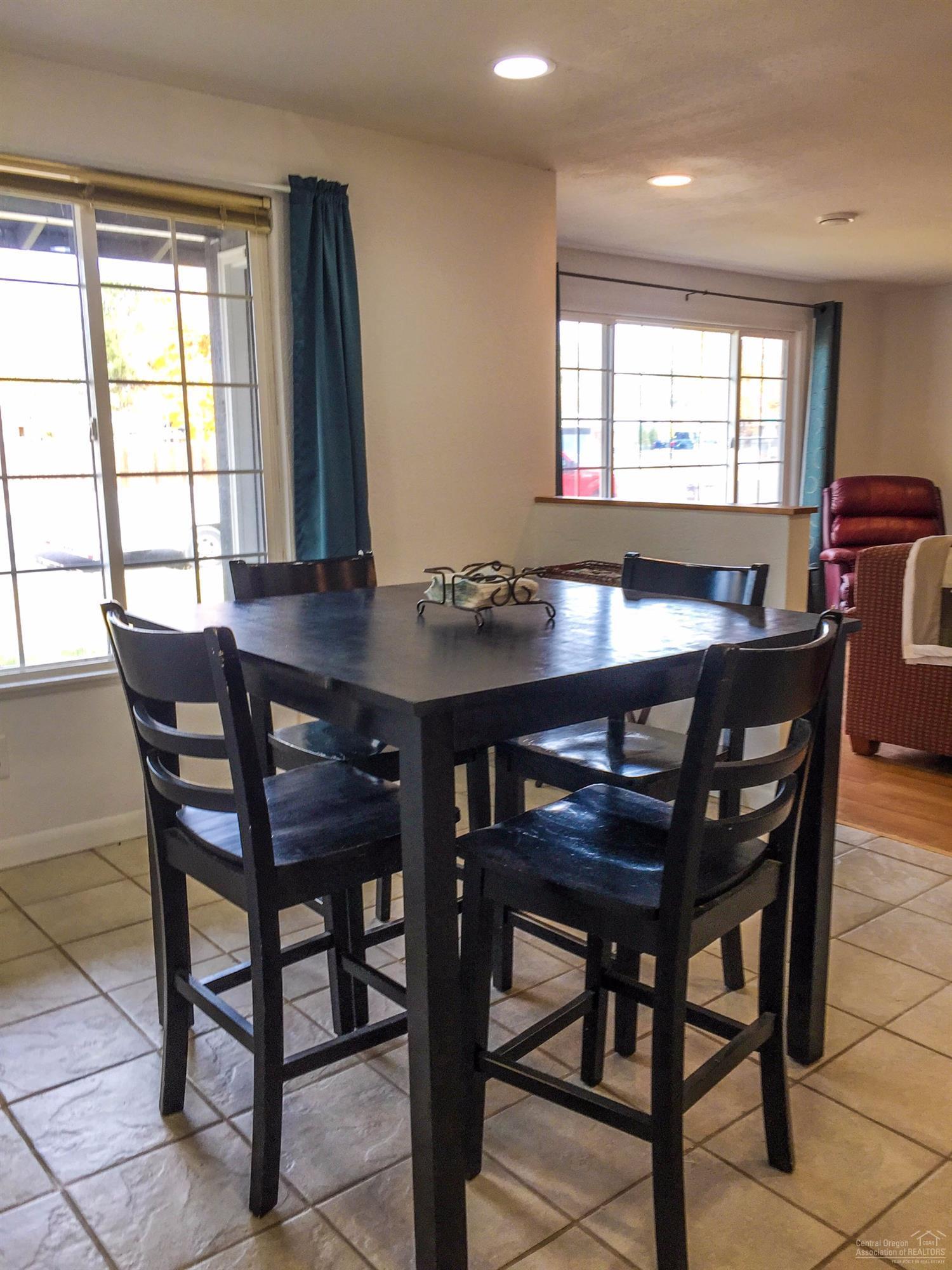 Hillcrest J - Residential