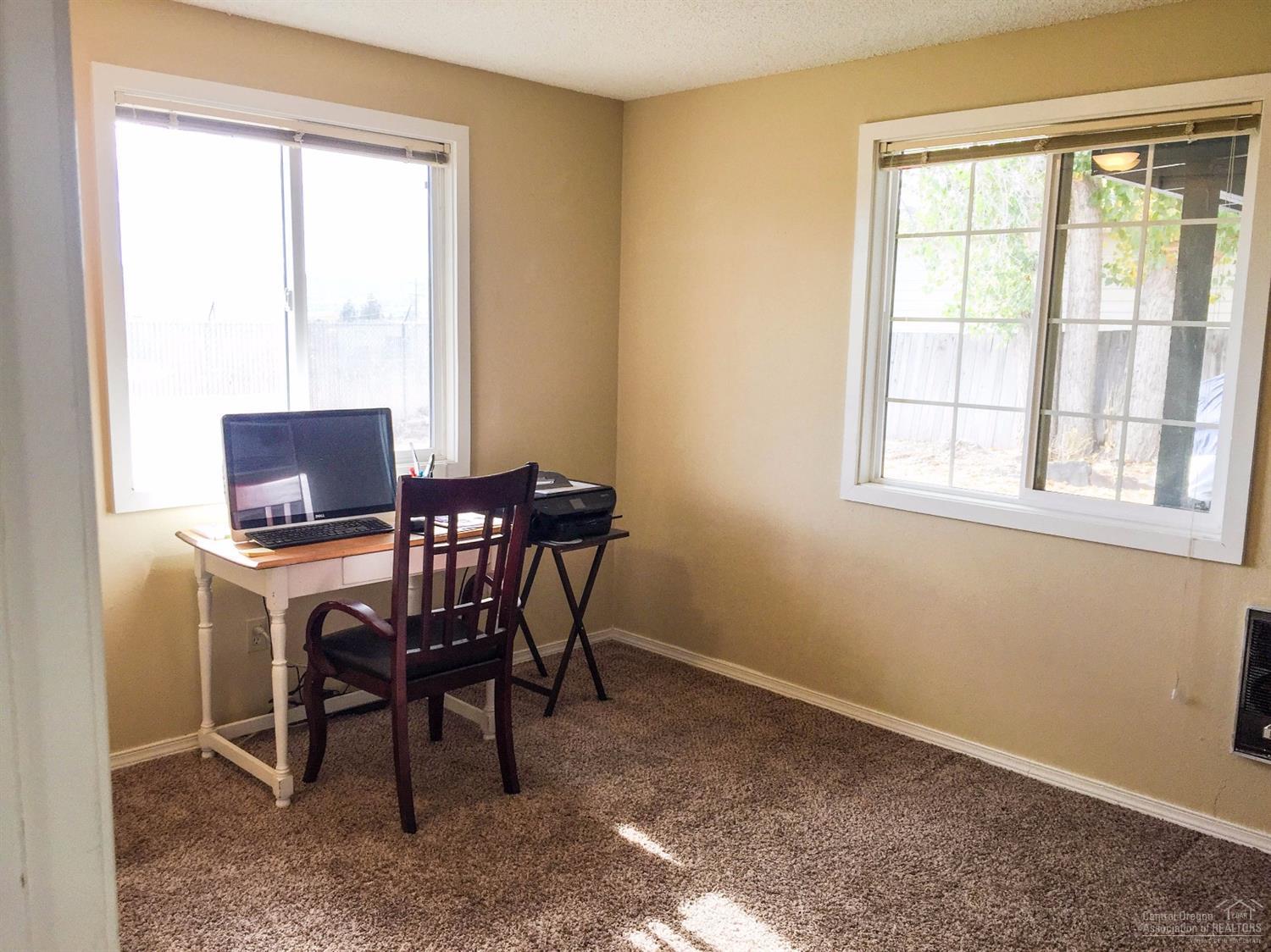 Hillcrest J - Residential