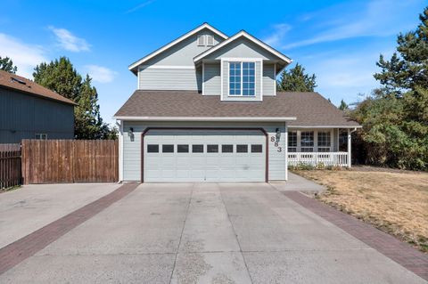 883 NE Locksley Drive Bend OR 97701