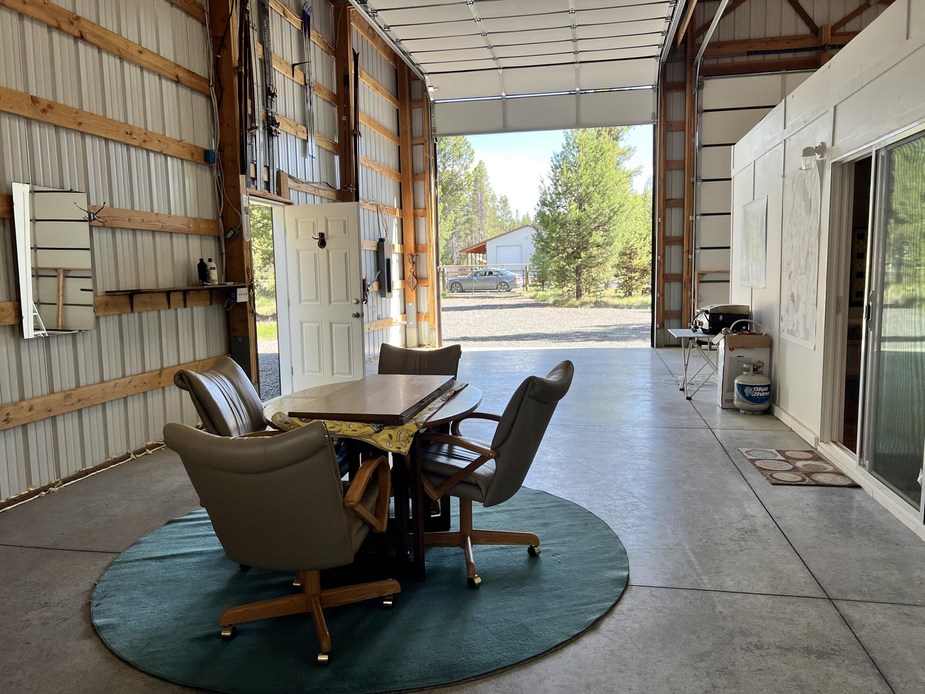 17118 Laguna Road