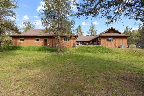 Tiny photo for 1164 Paper Birch Way, Klamath Falls, OR 97601 (MLS # 220219646)