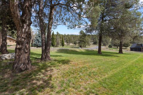 Tiny photo for 1164 Paper Birch Way, Klamath Falls, OR 97601 (MLS # 220219646)
