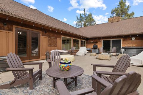 Tiny photo for 1164 Paper Birch Way, Klamath Falls, OR 97601 (MLS # 220219646)