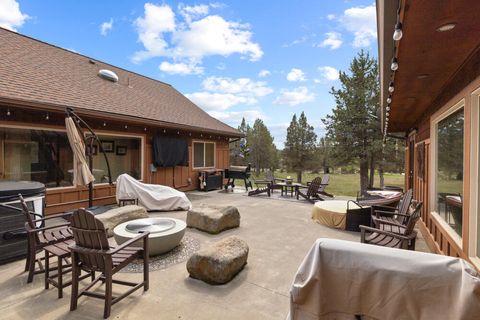 Tiny photo for 1164 Paper Birch Way, Klamath Falls, OR 97601 (MLS # 220219646)