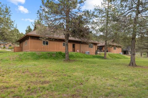 Tiny photo for 1164 Paper Birch Way, Klamath Falls, OR 97601 (MLS # 220219646)