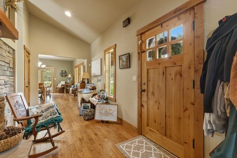 Tiny photo for 1164 Paper Birch Way, Klamath Falls, OR 97601 (MLS # 220219646)