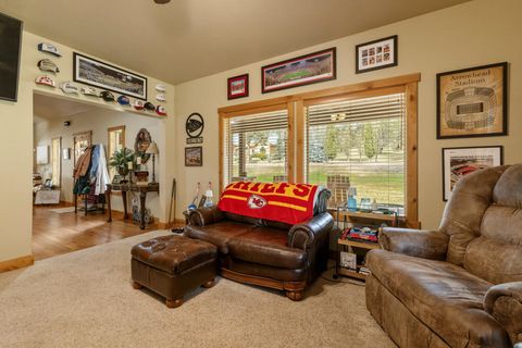 Tiny photo for 1164 Paper Birch Way, Klamath Falls, OR 97601 (MLS # 220219646)