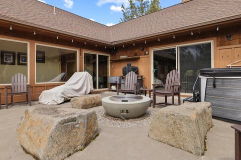Tiny photo for 1164 Paper Birch Way, Klamath Falls, OR 97601 (MLS # 220219646)