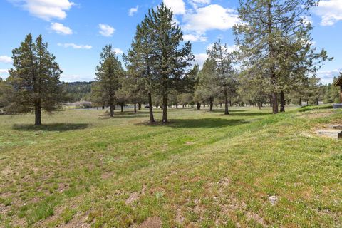 Tiny photo for 1164 Paper Birch Way, Klamath Falls, OR 97601 (MLS # 220219646)