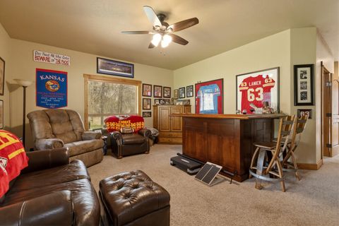 Tiny photo for 1164 Paper Birch Way, Klamath Falls, OR 97601 (MLS # 220219646)