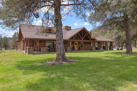 Tiny photo for 1164 Paper Birch Way, Klamath Falls, OR 97601 (MLS # 220219646)