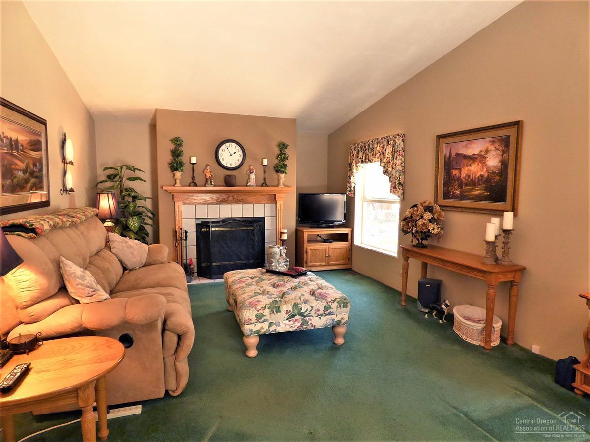 Deschutes RiverWoods - Residential