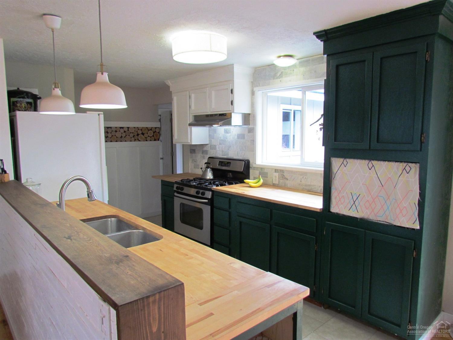 Sisters View Estate - Residential