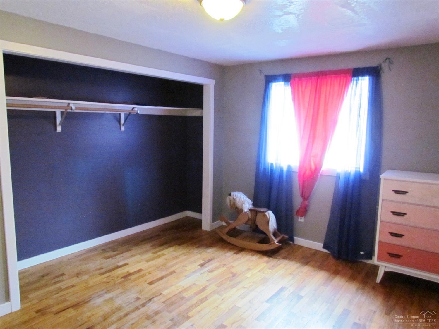 Sisters View Estate - Residential